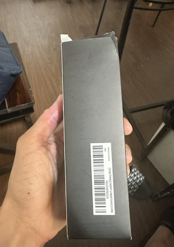 ROSELYNBOUTIQUE Derma Roller for Hair Beard Facial Skin Face 540 Titanium Microneedle - At-Home Beauty Instrument - Holiday Gift for Men Women