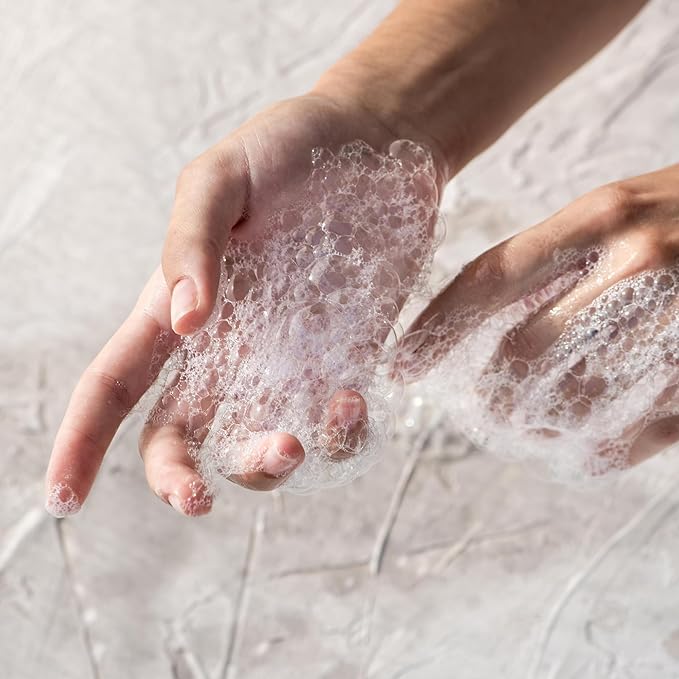 KORRES Renewing Body Cleanser, Ginger Lime Aroma, Foaming Shower Gel for Women & Men with Hydrating Greek Botanicals, Gentle Body Wash for Soft Skin, Vegan & Cruelty Free, Made in Greece, 8.45 Fl Oz