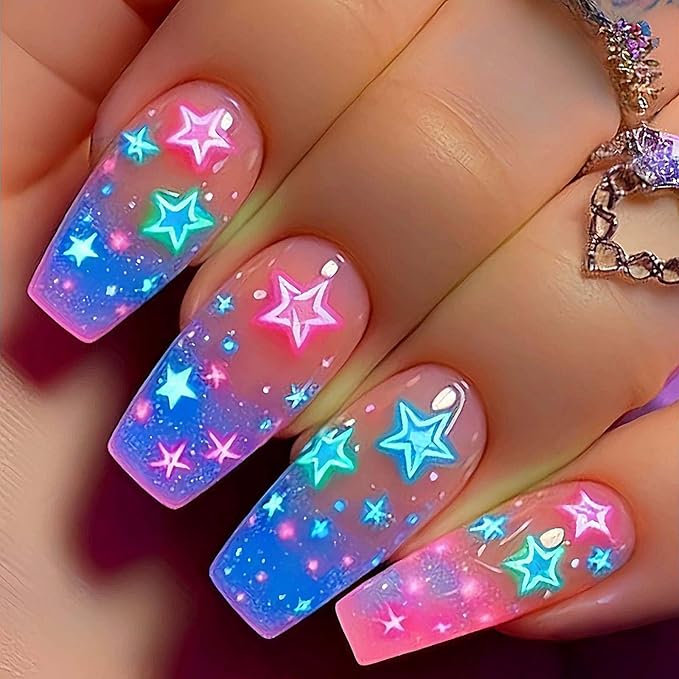Long Press on Nails Coffin Shape with Stars Design Fake Nails Hot Girl Glue on Nails for Prom and Party Gift for Women 24pcs