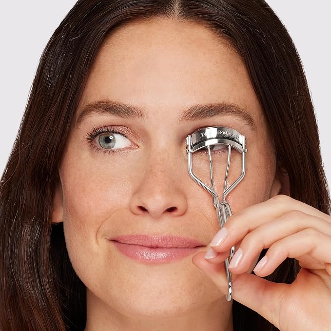 Tweezerman Classic Eyelash Curler with Refill Pads - Makeup Eyelash Tool for all Eye Shapes