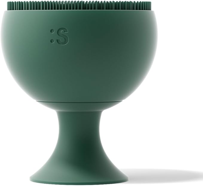 Palm Face Clean Pro⁺ - Electric Face Scrubber for Acne - IPX7 Waterproof and Rechargeable Silicon Face Exfoliator with Slip-Free Grip, 3 Speed Setting - Free from phthalates - Forest