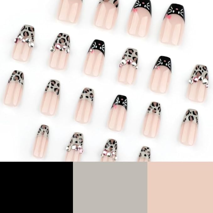Cute Fake Nails with French Tip Design Press on Nails Short Length Rhinestones Fake Nails for Women and Girls 24pcs