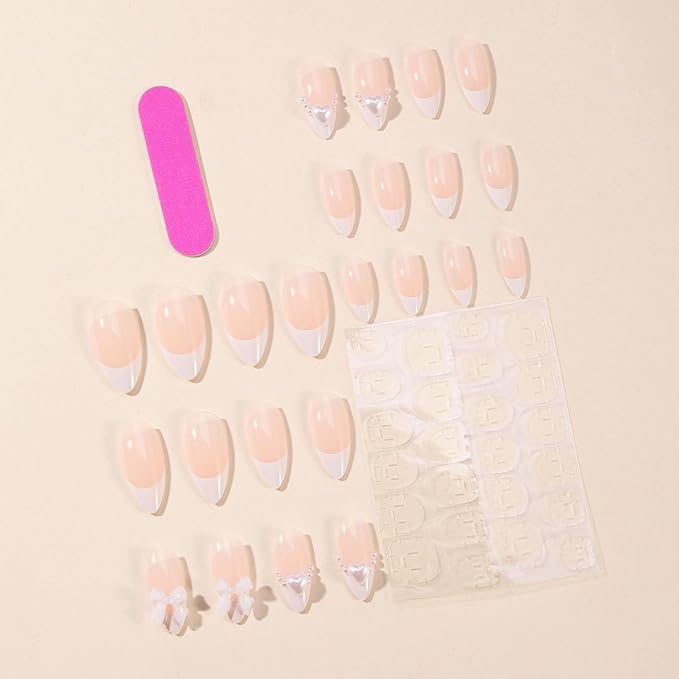 French Tip Press on Nails Short Almond Fake Nails Glossy Pearl False Nails with Heart Bow Charm Glue on Acrylic Nails Artificial Nails for Women Girls Manicure Art Decoration 24Pcs