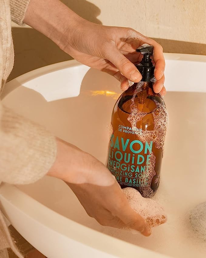 Compagnie de Provence Savon de Marseille Apothicare Liquid Soap, Mint Basil, 16.7 Fl Oz Glass Pump Bottle