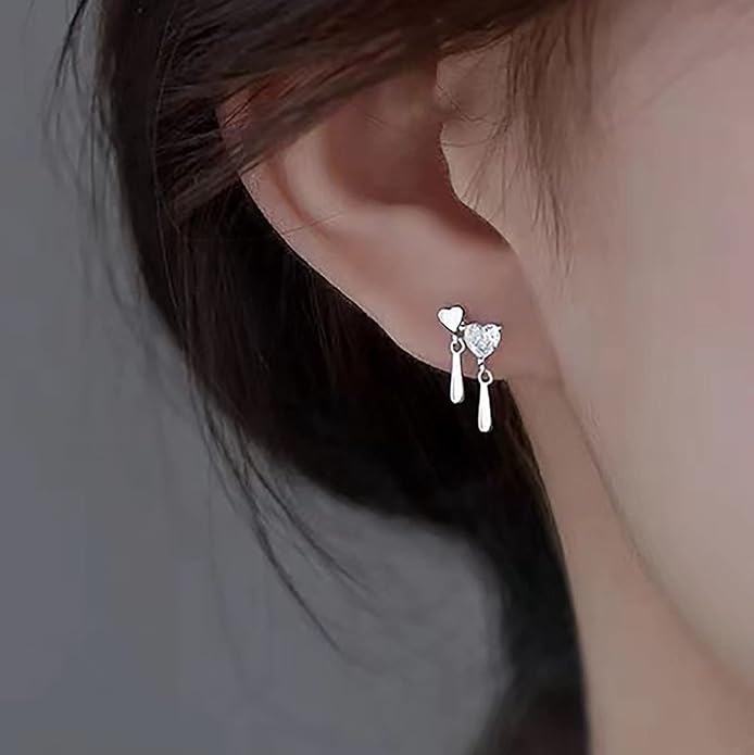 Vintage Crystal Heart Drop Earrings Silver Cz Teardrop Earrings Rhinestone Love Heart Stud Earrings Sparkly Tiny Heart Earrings Jewelry for Women