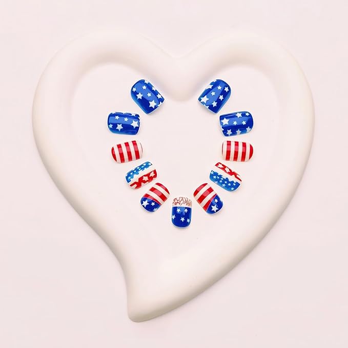 24Pcs 4th of July Press on Nails Short Square Fake Nails Independence Day False Nails with Red Blue American Flag Design Glossy Full Cover Artificial Glue on Nails Cute Stick on Nails for Women DIY