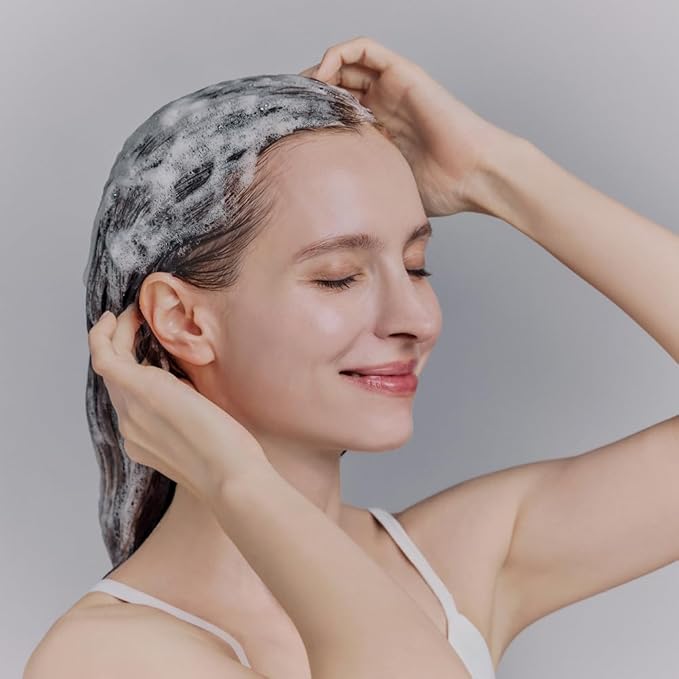 Whamisa Organic Seeds Shampoo for Oily Scalp, Fermented Postbiotic Formula for Refreshing Cleanse, Balanced Oil Control, Scalp Conditioning, Dandruff Care (490ml)