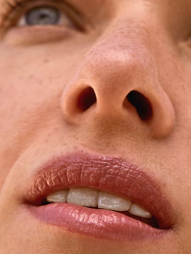 ILIA - Balmy Gloss Tinted Lip Oil | Smoothing Lip Color, Never Sticky | Hydrate, Plump + Moisturize with Hyaluronic Acid | Vegan, Cruelty + Gluten-Free (Tahiti, 0.14 fl oz | 4.3 ml)