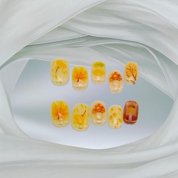 30Pcs Fall Press on Nails Short Square NEWSPIED Fake Nails with 3D Maple Leaf Mushroom Pine Cones Design Autumn Thanksgiving Nails Reusable Artificial Nails Glossy Full Cover Glue on Nails for Women
