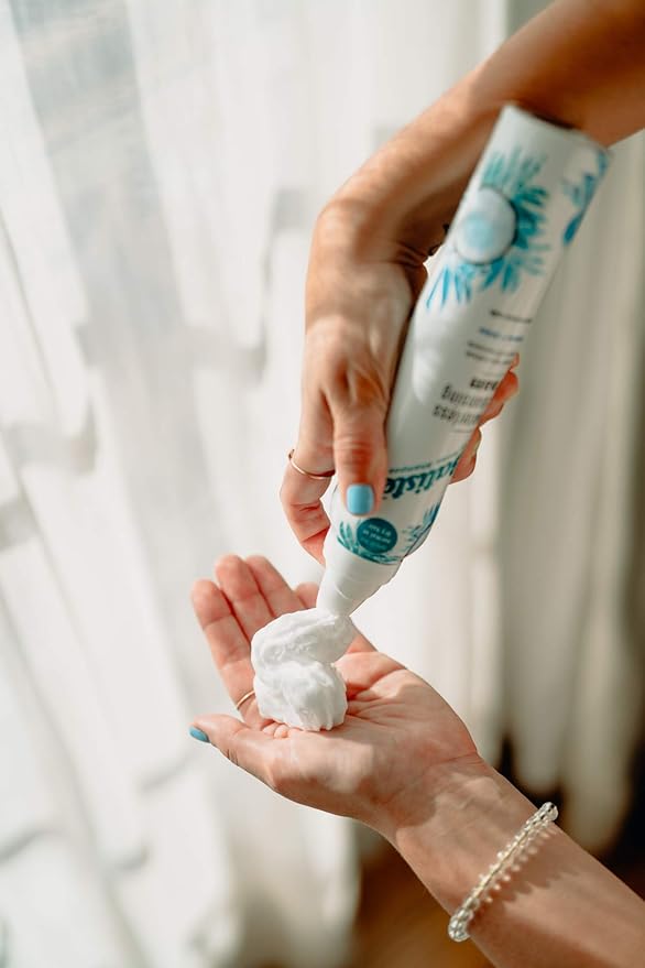 Batiste Waterless Cleansing Foam Cleanse and Smooth with Hibiscus Root, 3.60 OZ