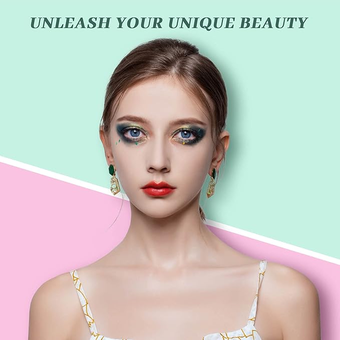 Dito 15 Color Jungle Eyeshadow Palette With 2Pcs