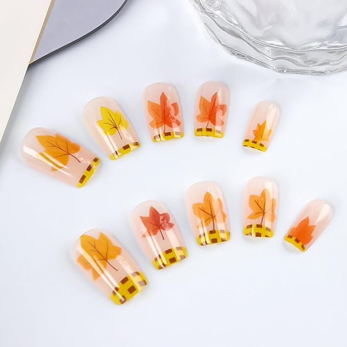 Checkered French Press on Nails 24Pcs Fall Maple Leaf Fake Nails Autumn Leaves False Nails Thanksgiving Glue on Nail Medium Square Full Cover Glossy Acrylic Stick on Nail for Women