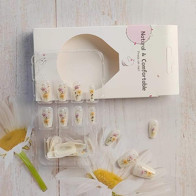 24Pcs Flower Press on Nails Short Coffin Fake Nails Spring Floral Acrylic Nails with Pearl Charms Glue on Nails Cute Acrylic Nails Glossy Full Cover Artificial Stick on Nails for Women Manicure Kit