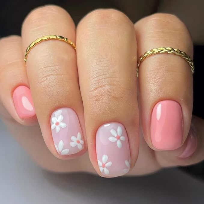 Flower Press on Nails Short Square Fake Nails Pink False Nails White Daisy Floral Glossy Full Cover Acrylic Nails Spring Summer Glue on Nails Cute Artificial Stick on Nails for Women Manicure 24 Pcs