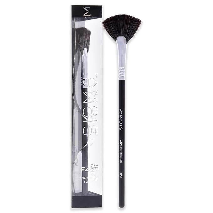 SIGMA Beauty Strobing Fan Brush - F42 Women 1 Pc Brush
