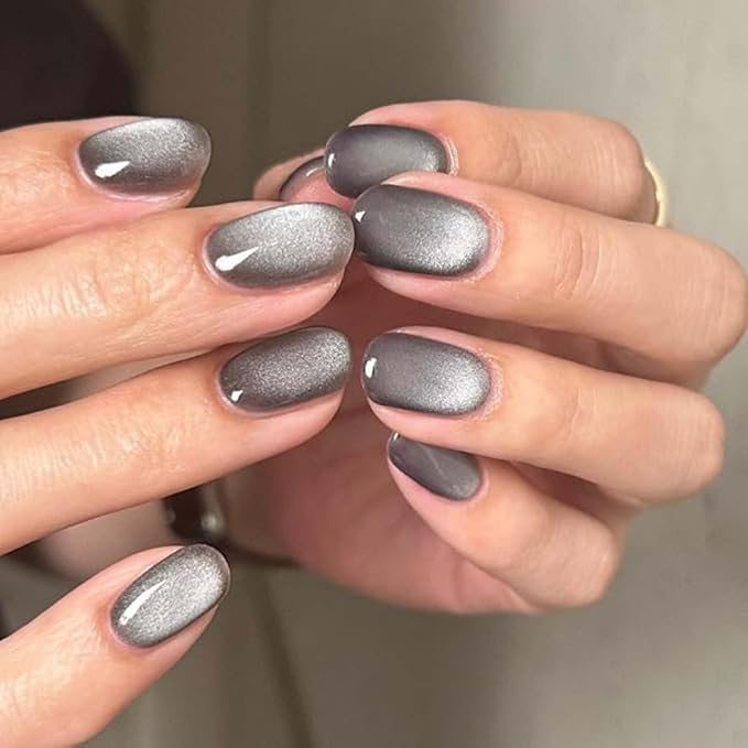 Metallic Silver Press-On Nails – 24 Oval Cat Eye Nails, 12 Sizes, Shiny Chrome Effect, Long-Lasting & Easy DIY Manicure Kit