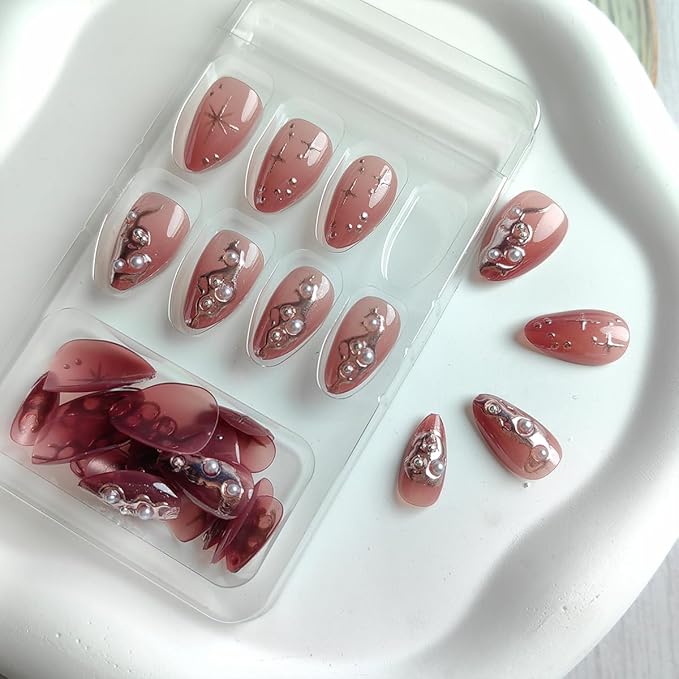 24Pcs Punk Press on Nails Short Almond Fake Nails with 3D Pearl Silver Lines Acrylic Nails Dark Red Full Cover False Nails Y2K Star Glue on Nails Irregular Design Stiletto Artificial Nails for Women