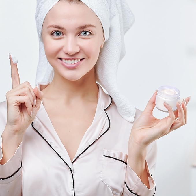 2oz Jars with Lids, HOA Kinh 4 Pack Clear Glass Jars Empty Cosmetic Containers Round Airtight Glass Jar with Inner Liners and black Lids for Storing Lotions, Powders, and Ointmentss