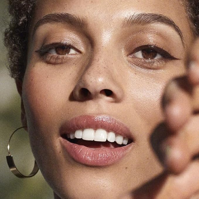 Well People Fresh Lines Liquid Eyeliner, Longwear Liquid Eyeliner For Precise Lines, Hydrating & Smudge-resistant Formula, Vegan & Cruelty-free, Brown