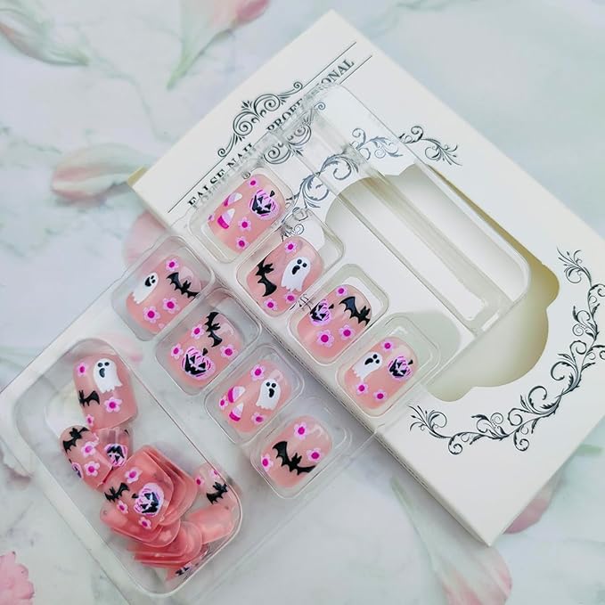 24Pcs Halloween Press on Nails Short Square Fake Nail with Pumpkin Flower Designs Pink Full Cover Glossy Glue on Nails Black Bat False Nail Cute Ghost Stick on Nails for Women Halloween Nail Decor