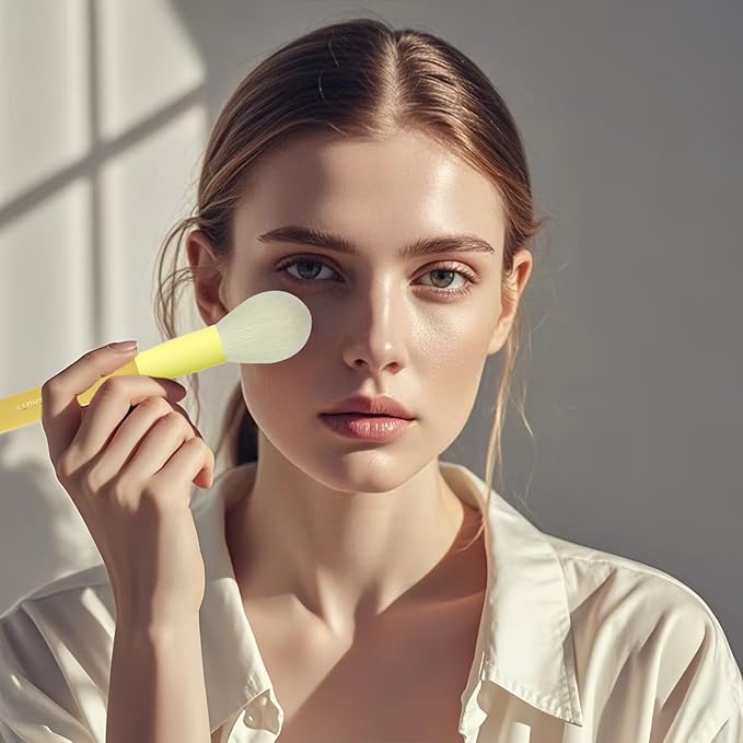 Yellow Make Up Brush Set – 18PCS Makeup Brushes for Powder, Foundation, Eyeshadow – With Rubber Coated Handles, Painted Aluminum Ferrules, Travel Bag & 2 Makeup Sponges– For Women & Beginners