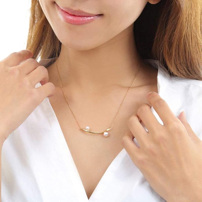 Japanese 4.5-6.0mm Akoya Cultured Pearl Pendant Necklace for Women with 18K Yellow Gold | Stylish Design Excellent Gift | Pearl Necklace
