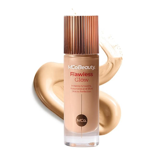 MCoBeauty - Flawless Glow Luminous Skin Filter - 3 Light Shade - 4-in-1 Multi-Use Formula that Contains Squalane - Includes Doe Foot Applicator - Liquid Illuminator