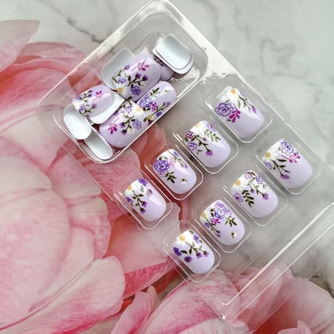 24Pcs Purple Flower Press on Nails Short Square Fake Nails with Spring Summer Floral Daisy Bee Design Full Cover Nail Tips Purple False Nails Artificial Glossy Acrylic Nails for Women Girls Manicure