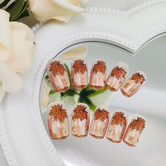 24Pcs Fall Maple Leaf Press on Nails Short Square Fake Nails Thanksgiving False Nail with Stripe Designs Golden Foil Glue on Nail Full Cover Stick on Nails for Women Autumn Manicure Decorations