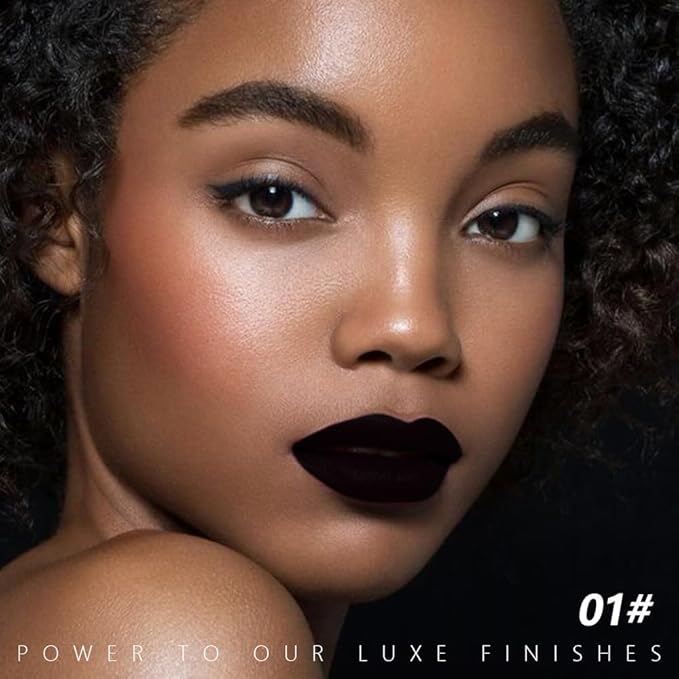 Black Cream Matte Lipstick Stick for Women - Smooth Crayon Lips & Face Paint Stick, Natural Pigmented Black Lip Color for Halloween Birthday Party Makeup, Lápiz labial mate en crema negra, 01