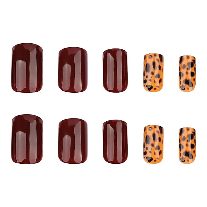 Short Fake Nails Square Press on Nails Brown False Nails with Leopard Print Design Full Cover Acrylic Nails Artificial Stick on Nails Glue on Nails for Women Holiday Nails 24Pcs