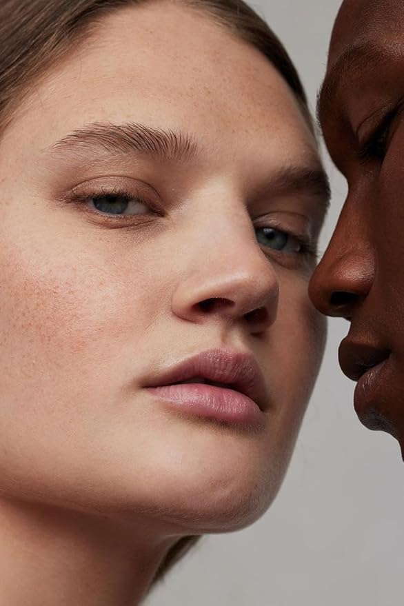 Alo Yoga Lasting Lip Balm - Non-Sticky, Intense Hydration and Moisture with Staying Power - 0.15 Oz