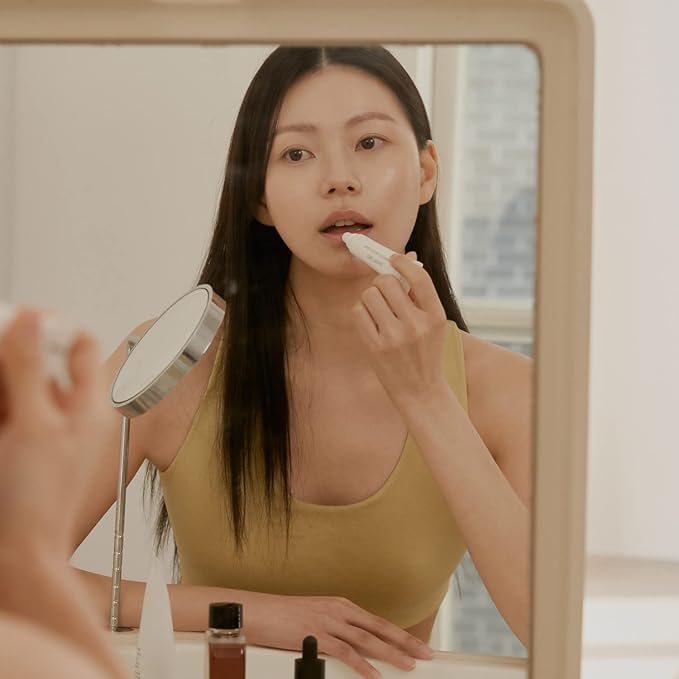 ONE THING Moisturizing Lip Essence 1 Vegan