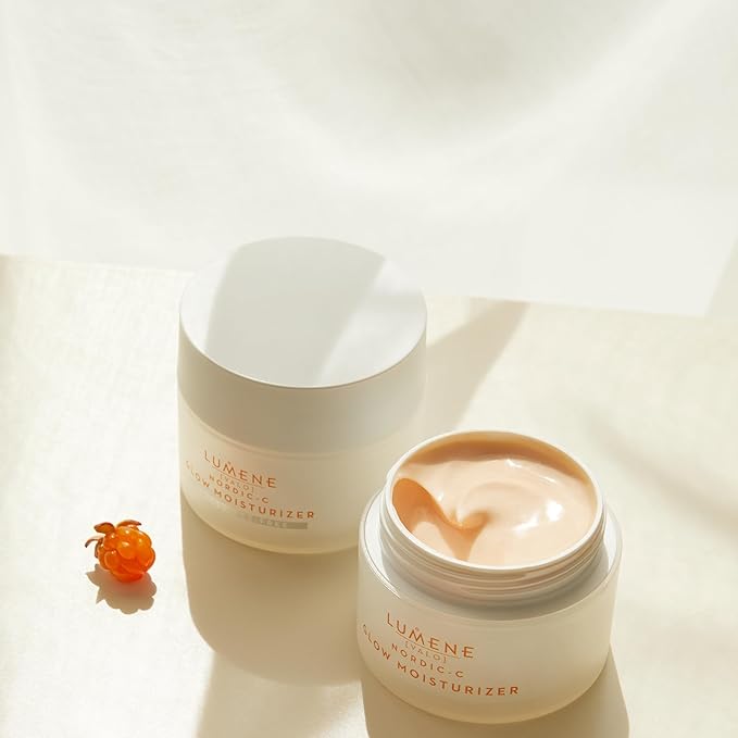 Lumene Nordic-C [Valo] Glow Moisturizer - Radiance Boosting Facial Moisturizer for Dry Skin - Enriched with Hyaluronic Acid & Vitamin C to Visibly Brighten + Plump Skin - 100% Vegan Skin Care (50 ml)