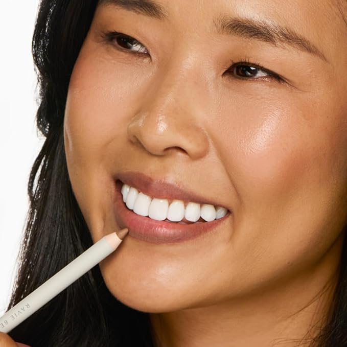 Ravie Beauty Soft Definition™ Longwear Lip Liner – Smudge-Resistant, Waterproof Precision Pencil for Effortless Shaping – Vegan & Cruelty-Free All-Day Wear Lip Definition (Almond)