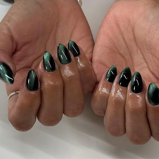 KQueenest Press On Nails Short - Emerald Green to Black Press On Nails Almond Shape, Glitter Cat Eye Fake Nails with Nail Glue, Reusable Cute Dark Gel Glue On Nails with Color-Shifting Glow, 30 Pcs