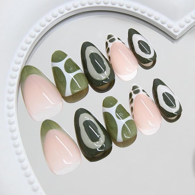 IMRAIN Press on Nails Medium Almond Fake Nails Green French Tip False Nails with Crocodile Print Designs Glossy Glue on Nails Full Cover Acrylic Artificial Stick on Nails for Women Girls 24Pcs