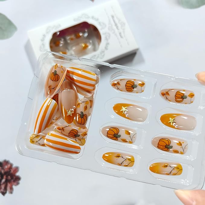 30Pcs Thanksgiving Press on Nails Medium Almond Fake Nails with Cute Pumpkin Design Fall French Nails Orange Stripes Autumn Leaves False Nail Pearl Star Artificial Glue on Nail for Women