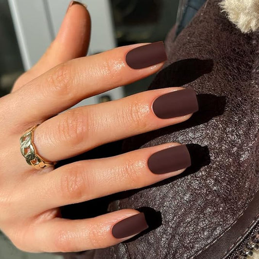 KQueenest Matte Maroon Brown Press on Nails Short Square, Acrylic Nails Press ons Natural Fake Nails Short Coffin Pure Color Soft Gel Glue on Nails for Women Fall Winter in 24 Pcs