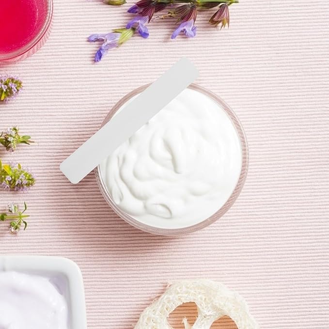 50pcs Soft Film Stick Cream Spoon Cream Spatulas Beauty Spoons Plastic Scrapers Face Mask Scrapers Makeup Spatulas Cosmetic Scrapers Beauty Accessories Beauty Supplies Makeup Tools