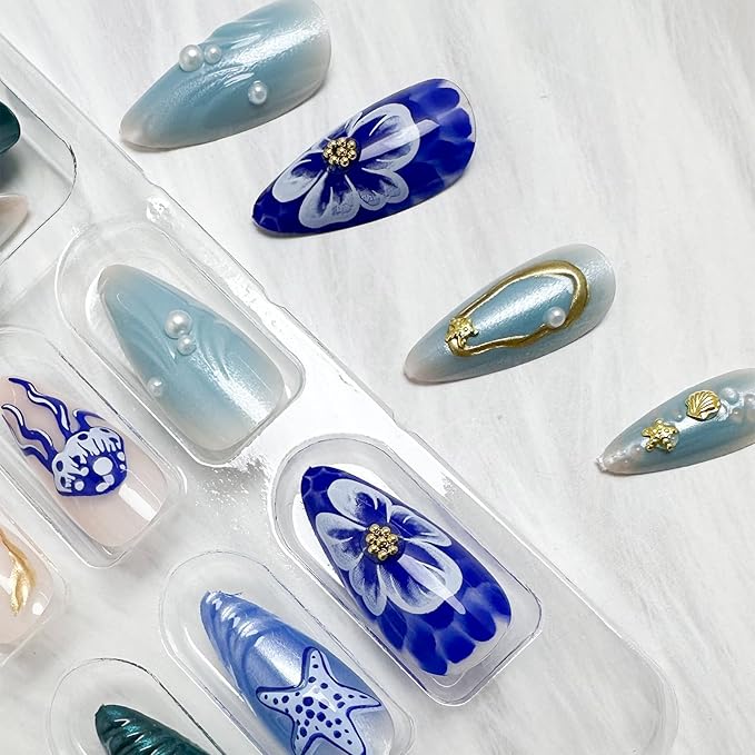 24Pcs Ocean Press on Nails Medium Almond Fake Nails with 3D Pearl Gold Shell Starfish Design Colorful Marine Life Summer False Nails Blue Gradient Acrylic Glossy Glue on Nails for Women Nails