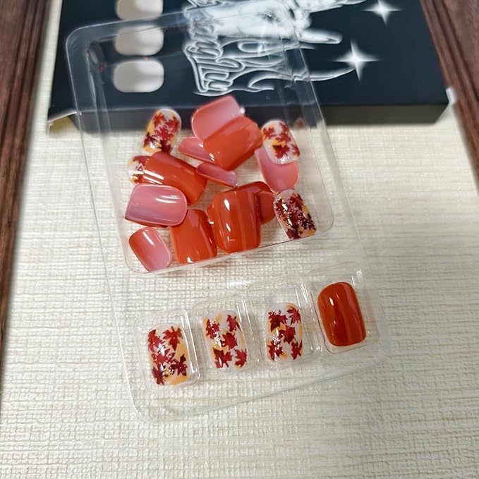 24Pcs Autumn Press on Nails Square Maple Leaf Fake Nails Short Fall Maple Leaves Nail Art Designs Full Cover Wine Red Glue on Nails Glossy Maple Leaf Acrylic Nails for Thanksgiving Day