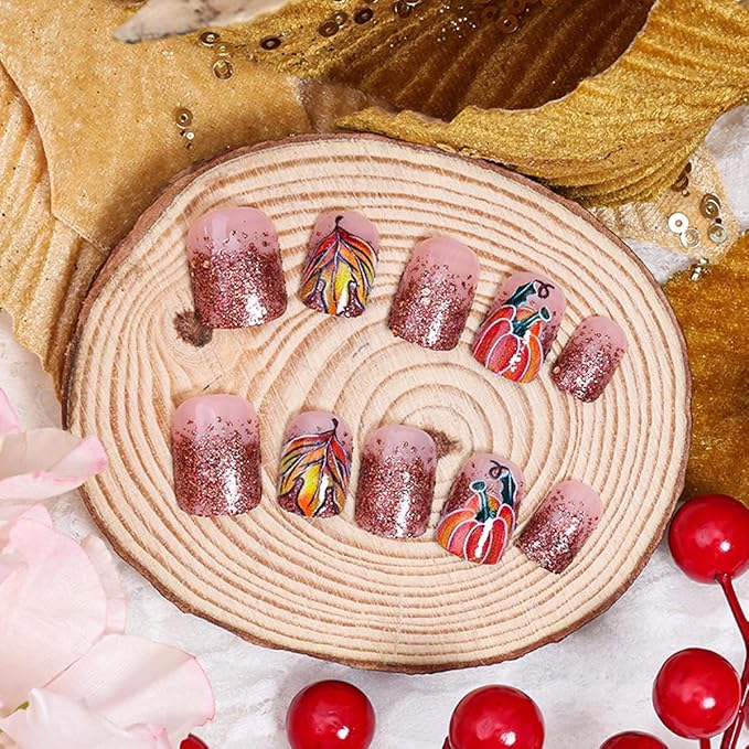 24Pcs Thanksgiving Press on Nails Short Square Fake Nails Glitter Pumpkin Stick on Nails French Tip False Nails Autumn Maple Leaf Acrylic Glue on Nail for Women DIY Fall Press ons Manicure