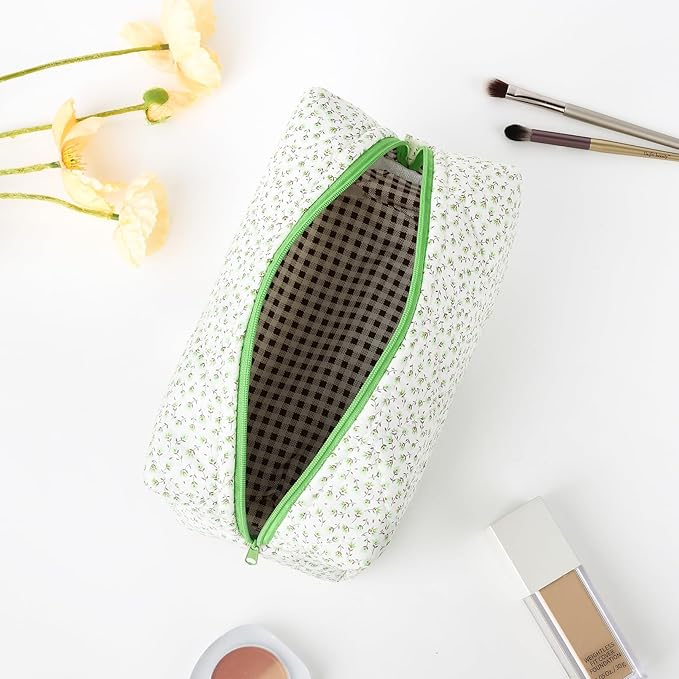 Soidram floral makeup bag quilted