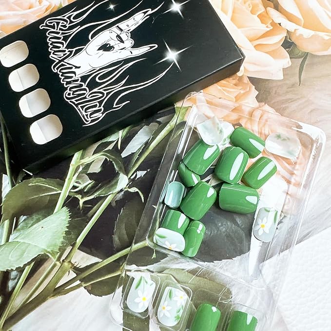 24Pcs Green Press on Nails Short Square Shape White Flower Fake Nails with Designs Reusable Spring Acrylic Nails Press On Solid Color Artificial Nails Cute Floral Stick on Nails for Women Nail Kit
