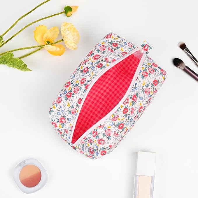 Soidram floral makeup bag quilted