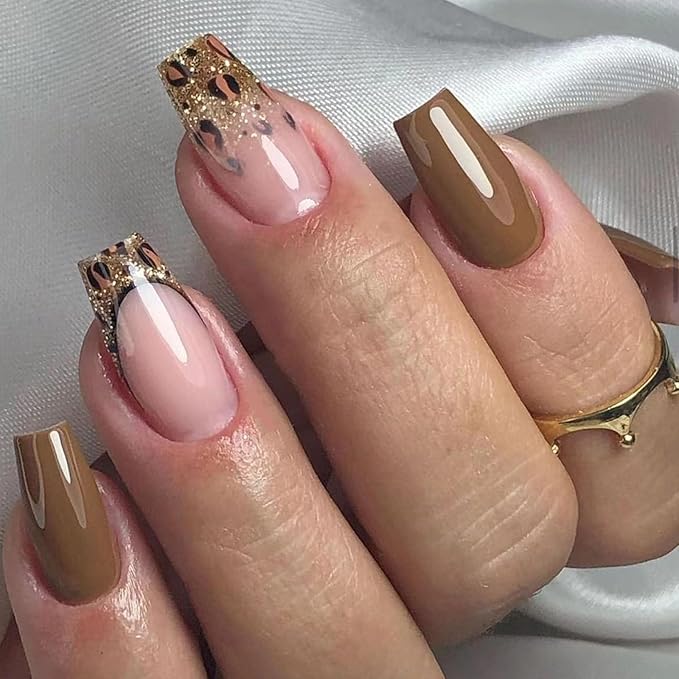 Fall Press On Nails Short Coffin Plastic False Nails 24Pcs Set with Golden Glitter Leopard Designs French Tip Glossy Glue On Nails Brown Nude Gold Almond Shape