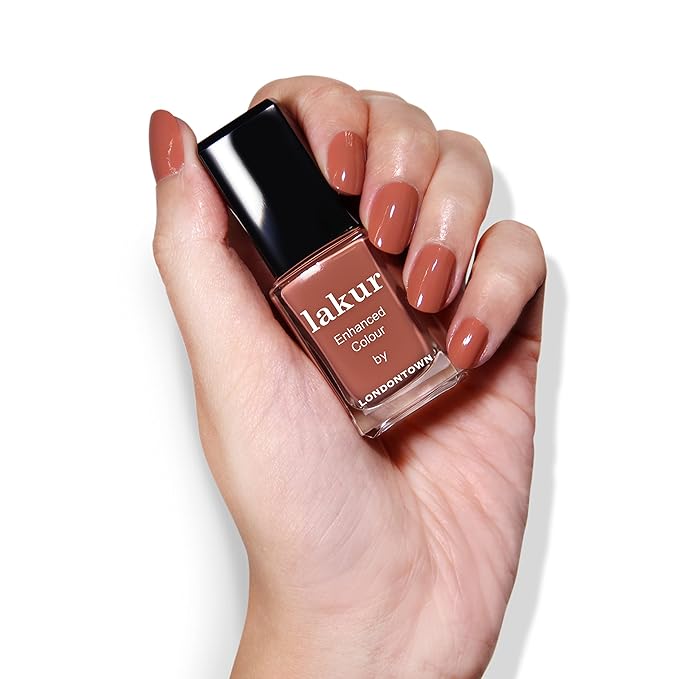 LONDONTOWN lakur Nail Polish - Chip-Resistant, Non-Toxic, Conditions & Hydrates Nails | Glossy Tawny Brown, Pecan Pie, .40 fl oz
