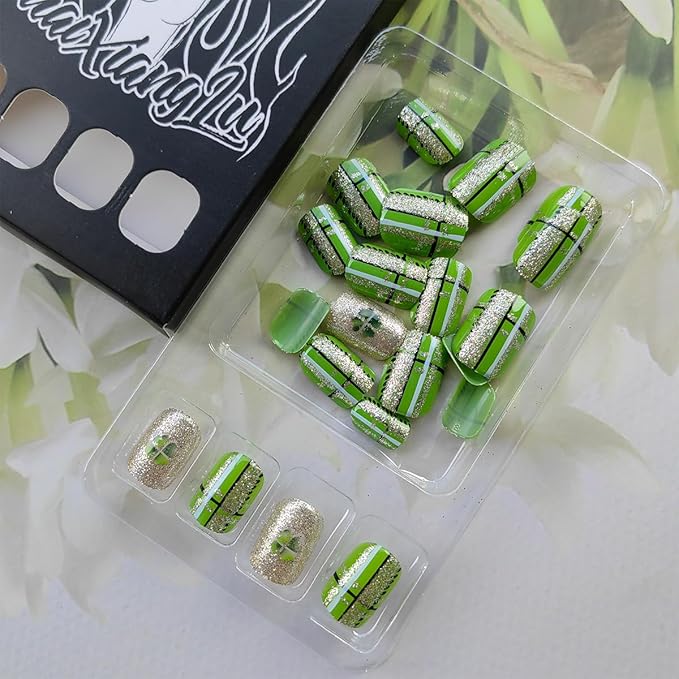 24Pcs St. Patrick's Day Press on Nails Short Square Fake Nails with Four Leaf Clover Glue on Nails Gold Glitter Full Cover False Nails Shamrock Acrylic Nails Irish Stick on Nails Gift for Women
