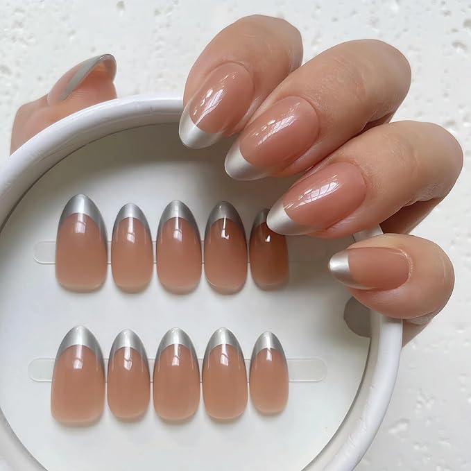 Press on Nails – Short Almond Silver French Tip Fake Nails, 30pcs in 15 Sizes, Durable & Reusable Glue-on Nails for Women & Girls, Elegant Design for Any Occasion